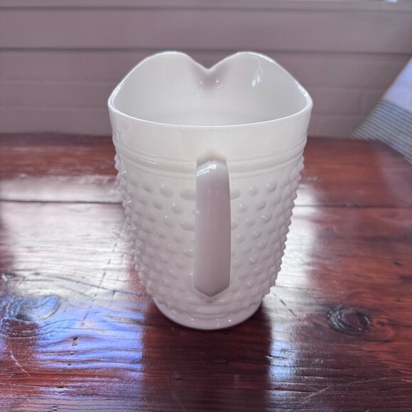 Vintage Anchor Hocking Hobnail Milk Glass Pitcher - Picture 8 of 8